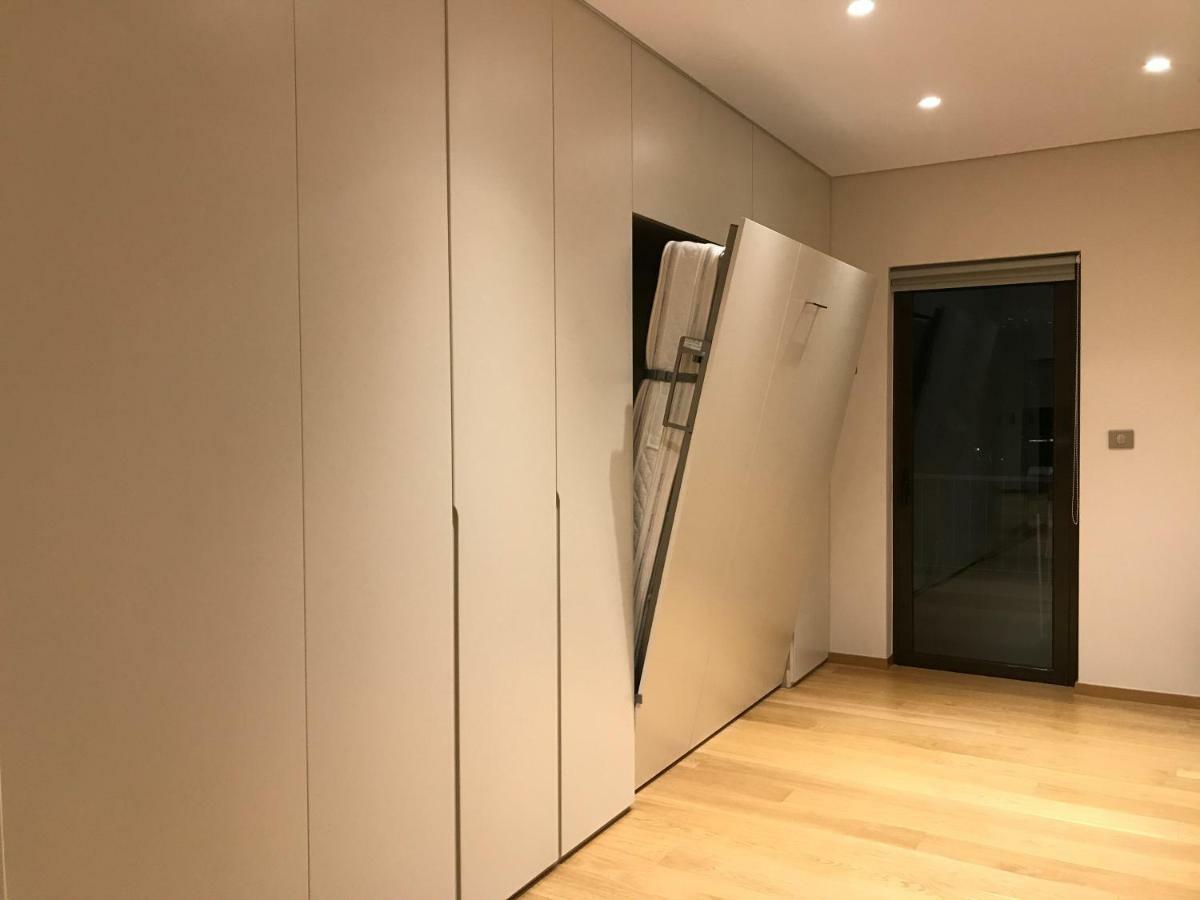 Luxury & Stylish Family Apartment アテネ エクステリア 写真