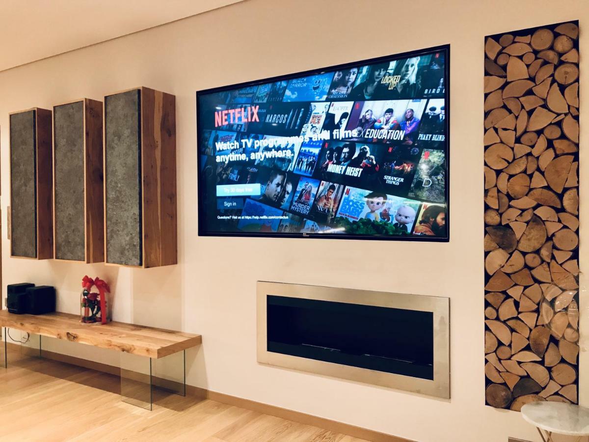 Luxury & Stylish Family Apartment アテネ エクステリア 写真